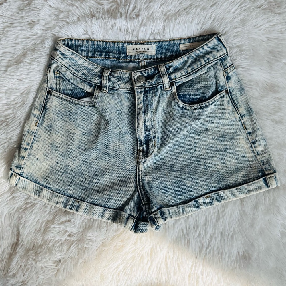 PacSun Acid Washed Roll Cuff Denim Mom Shorts 26